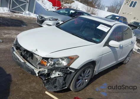 2012 Honda Accord Sdn 3.5 Ex-L/Ex-L z USA, uszkodzony, nr VIN 1HGCP3F84CA018945